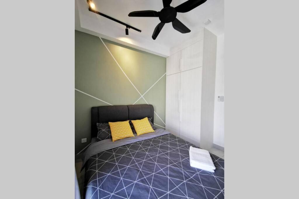 Astetica Pool & Lake View High Floor 100Mbps Wifi Netflix Seri Kembangan Bagian luar foto