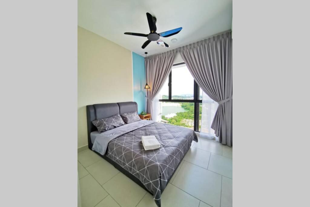 Astetica Pool & Lake View High Floor 100Mbps Wifi Netflix Seri Kembangan Bagian luar foto