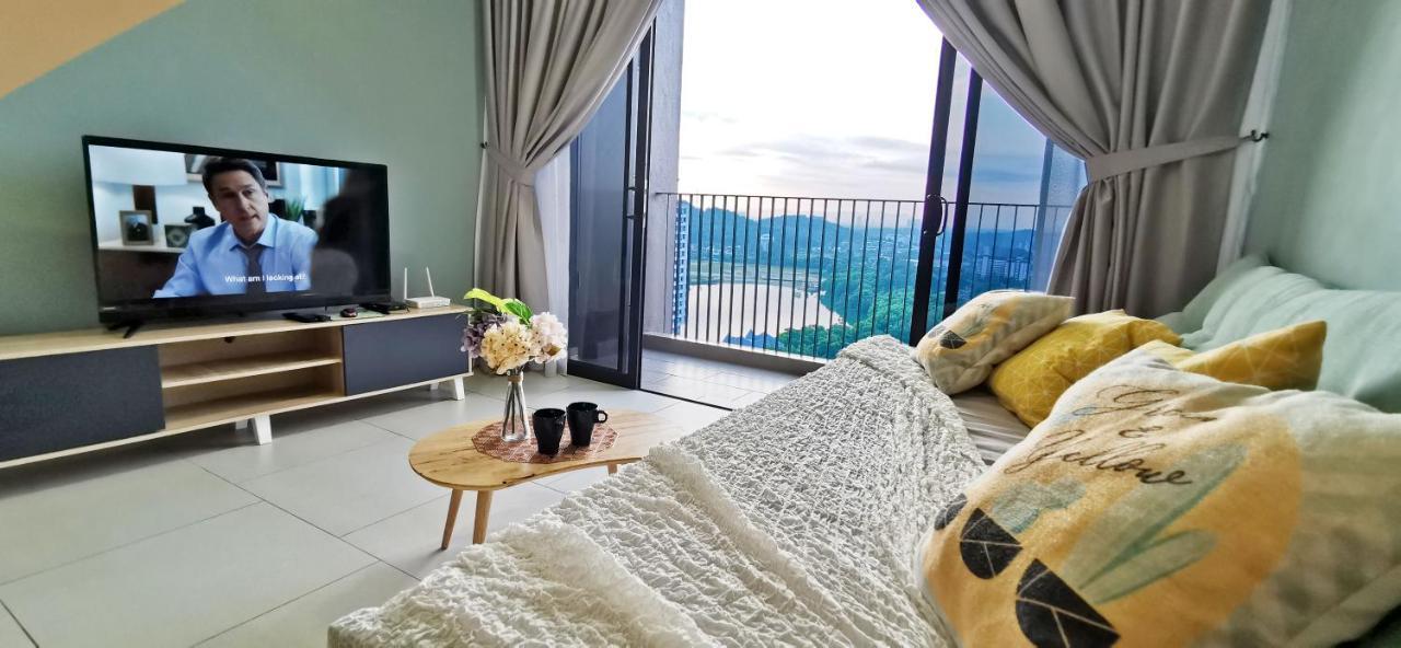 Astetica Pool & Lake View High Floor 100Mbps Wifi Netflix Seri Kembangan Bagian luar foto